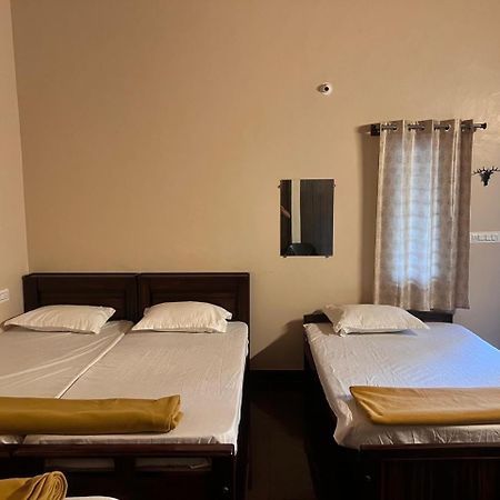 Silver Shadow Homestay Chikmagalur Ngoại thất bức ảnh